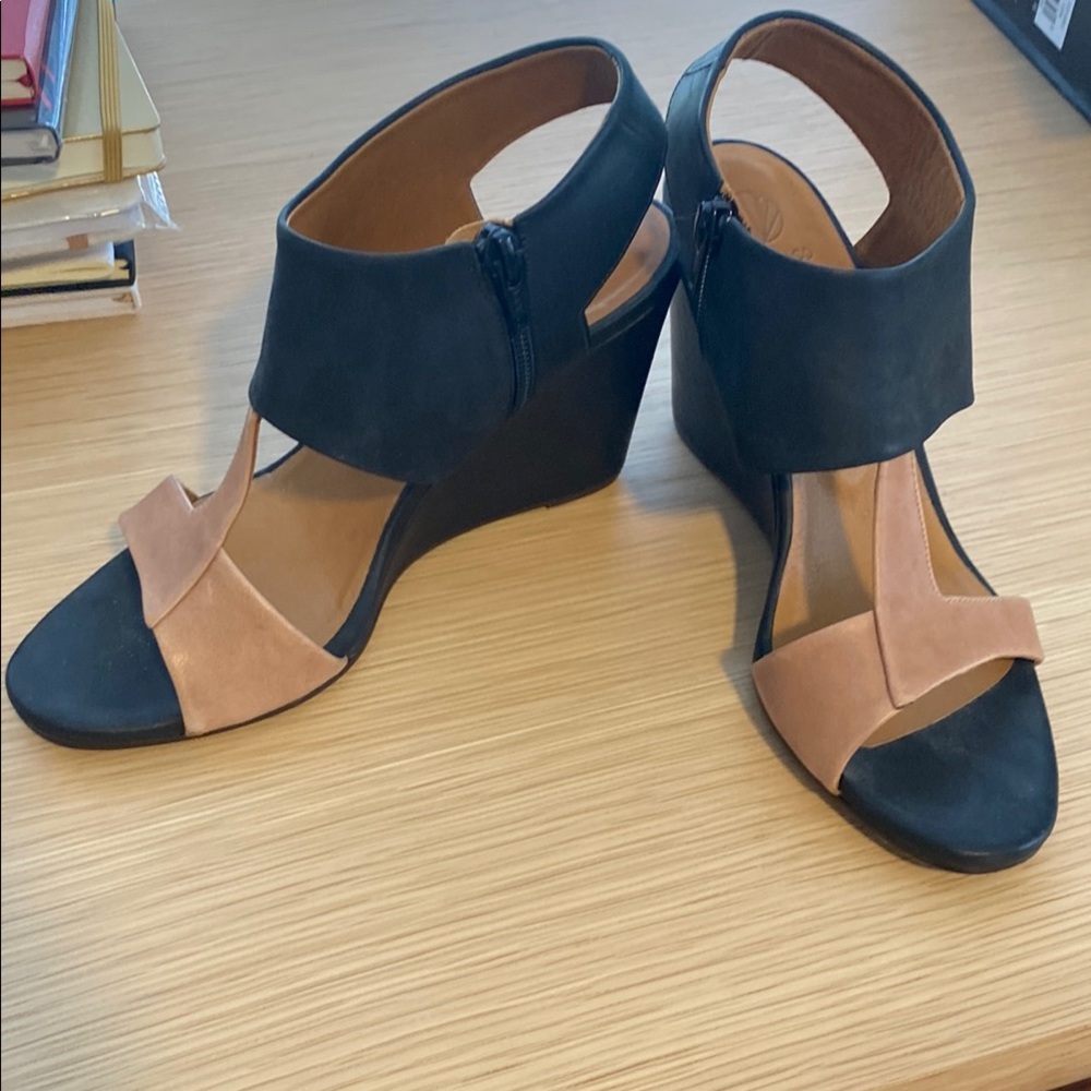 Coclico wedges. Excellent condition. Size 38.